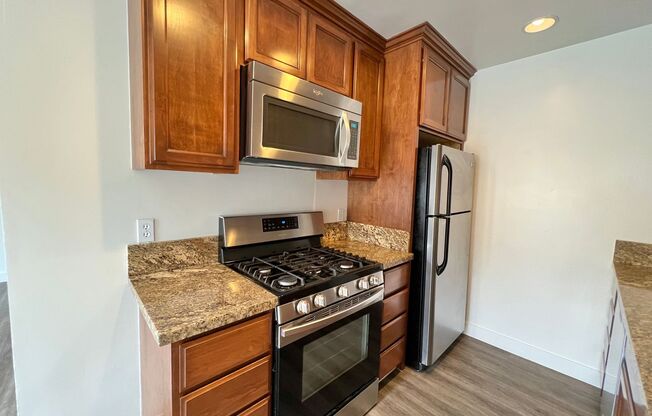 1 bed, 1 bath, 750 sqft, $2,399, Unit 07