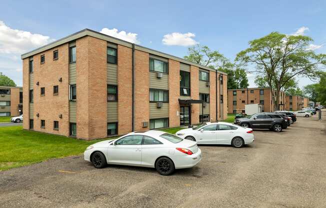 Northeast Villas Apartments in Fridley, MN exterior