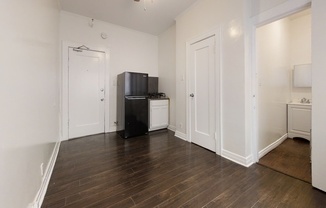 647 W. 18th Street - 109