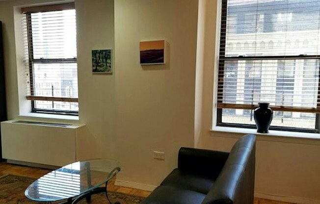 1 bed, 1 bath, 600 sqft, $4,000, Unit 1518