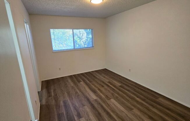 1 bed, 1 bath, 500 sqft, $1,050, Unit 46-8