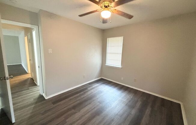 3 beds, 1 bath, $1,650