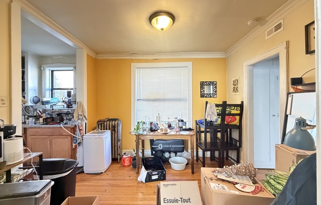 3125 HAMLIN
