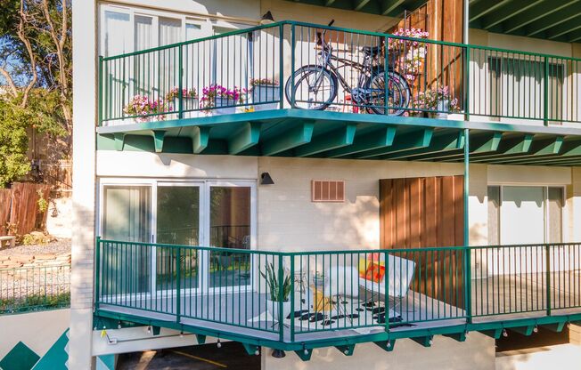 1 bed, 1 bath, 650 sqft, $1,370, Unit 201
