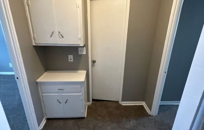 2 beds, 1 bath, 750 sqft, $1,170, Unit B10 1007 14