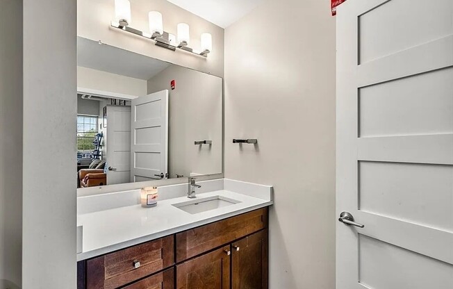 2 beds, 2 baths, 1,185 sqft, $3,000, Unit 459