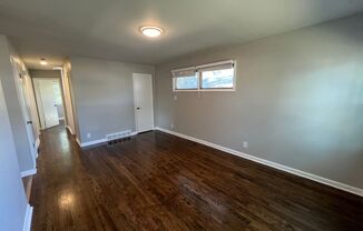 3 beds, 1 bath, $1,395