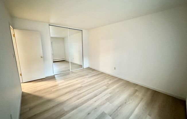 2 beds, 1 bath, $1,295, Unit 114