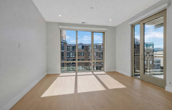 2 beds, 2 baths, 867 sqft, $4,425, Unit 805