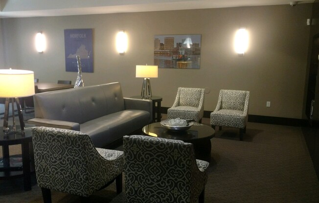 Studio, 1 bath, 853 sqft, $1,635, Unit 214