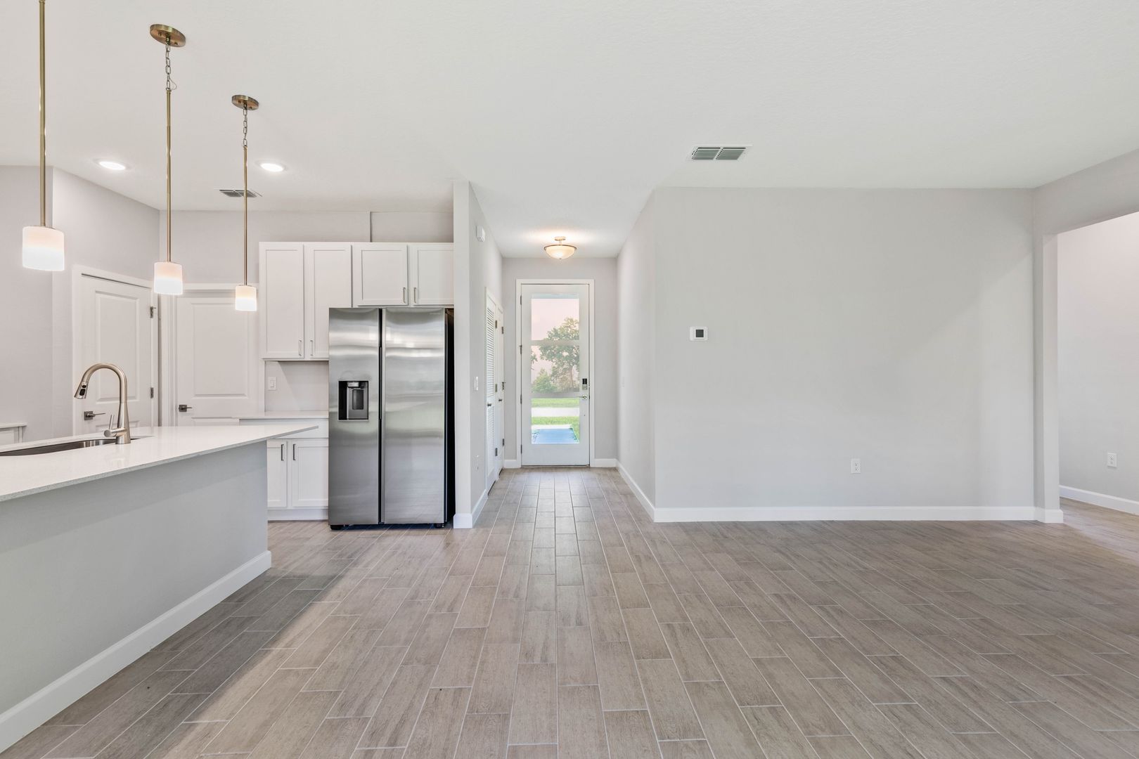 Move into a brand-new home today! Contemporary style, open floor plan, and all-new appliances.