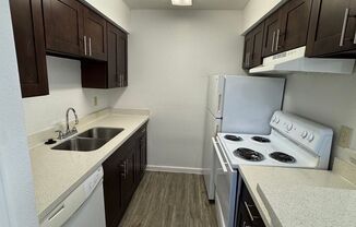 Emerald Cove Apartments