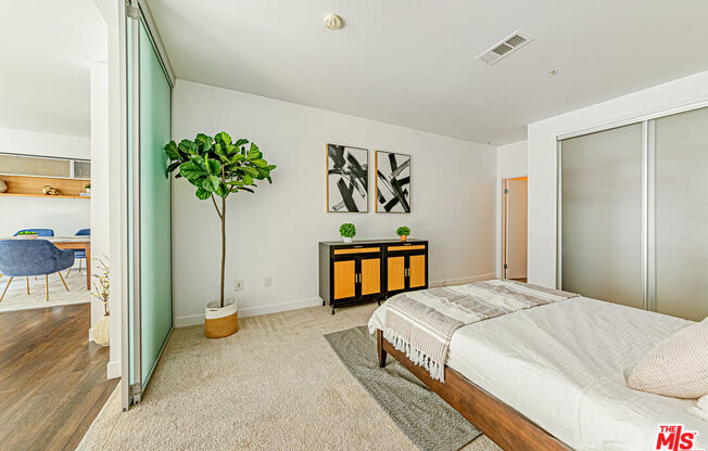 1 bed, 2 baths, 1,130 sqft, $2,800, Unit 321