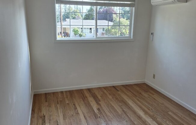 4901 241 ST SW