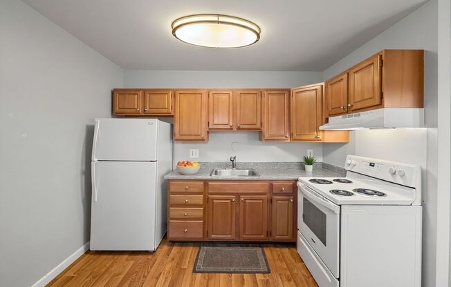 1 bed, 1 bath, 747 sqft, $1,625, Unit 110-03