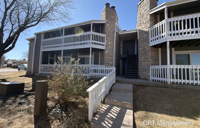 Spacious 3-Bedroom Condo with In-Unit Laundry – Convenient Aurora Location