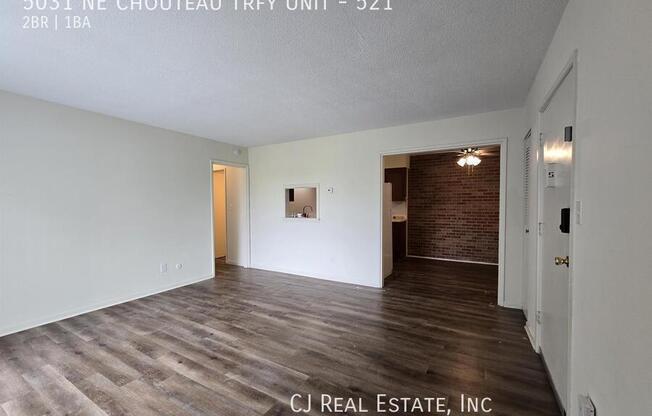 5031 NE CHOUTEAU TRFY