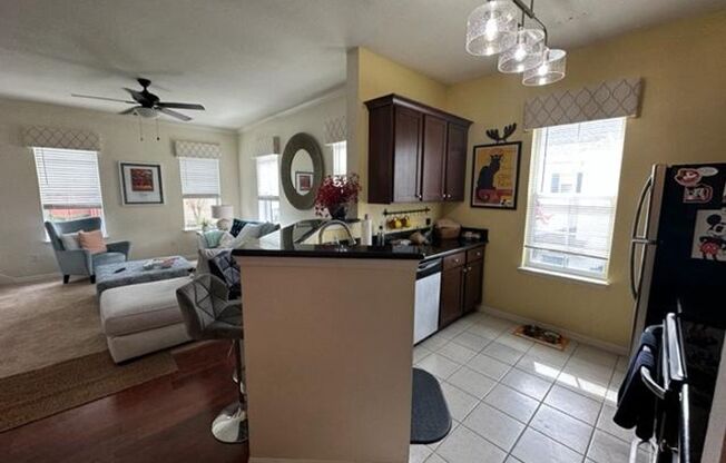 2 beds, 1 bath, $2,250