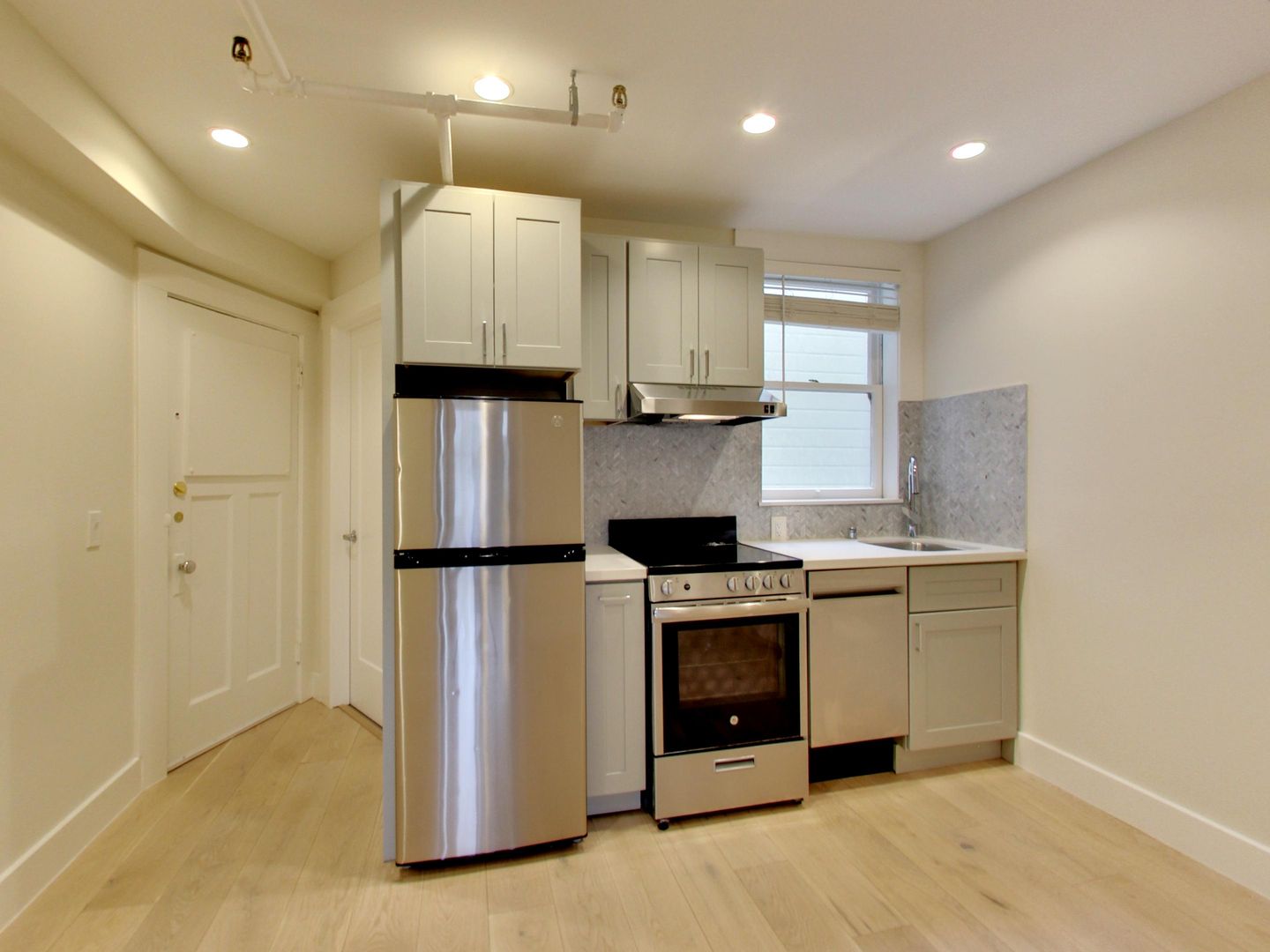 1146 Taylor Street (1297r)