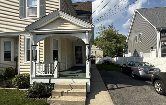 9 ROCKLAND ST
