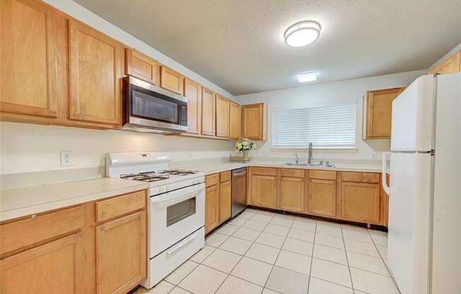 6502 WELLINGTON MDWS DR