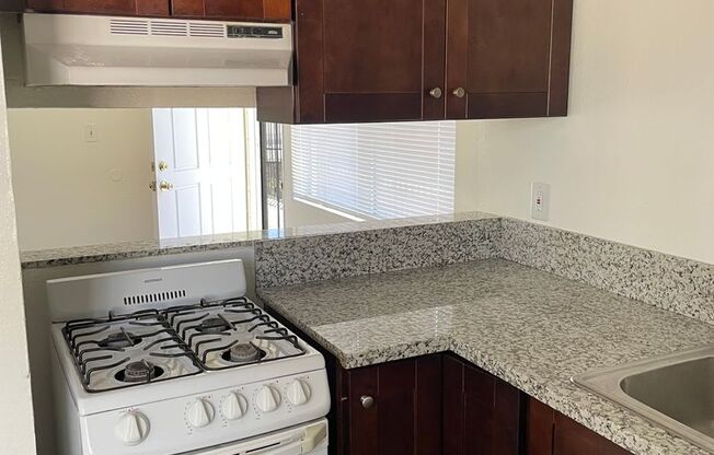 APT 1868LIN
