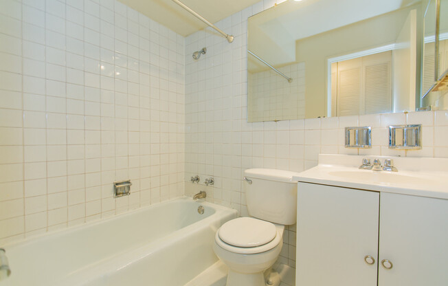 1 bed, 1 bath, 600 sqft, $1,895, Unit 327