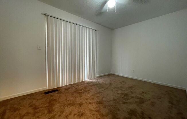 2 beds, 1 bath, 1,672 sqft, $2,145, Unit 11630