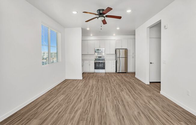 1 bed, 1 bath, 692 sqft, $1,545, Unit 102