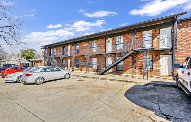 601 12 ST SW