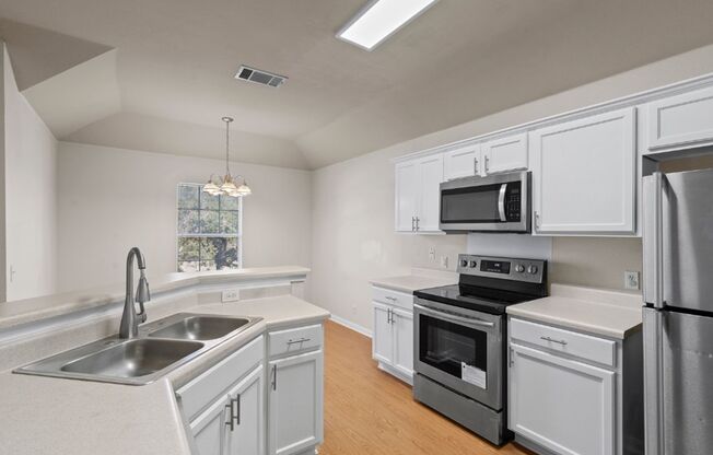 3301 El Salido Parkway, Unit 621