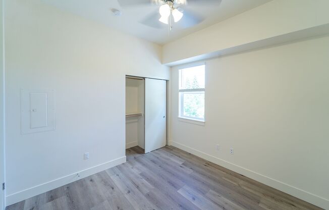 2 beds, 1 bath, 644 sqft, $1,725, Unit 1401