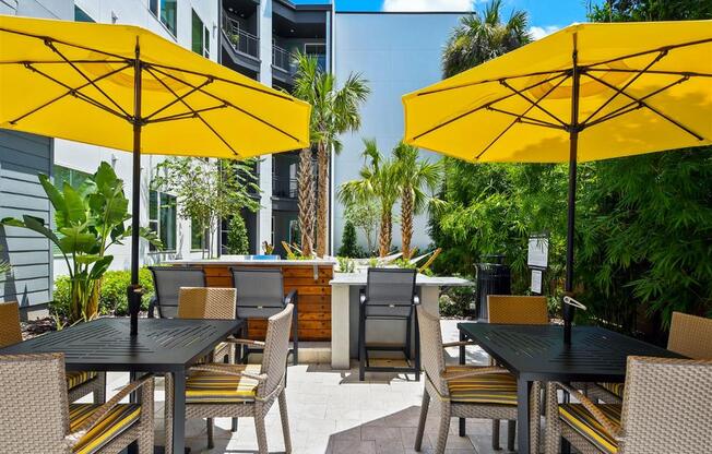 Outdoor Grill With Alfresco Dining Area at Berkshire Winter Park, Winter Park, FL, 32789
