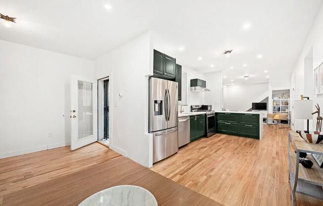 400 W 154 ST