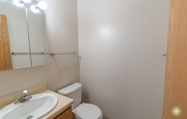 3 beds, 1.5 baths, 1,480 sqft, $1,575, Unit WC-6