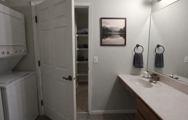 2 beds, 2 baths, $1,255, Unit B-110