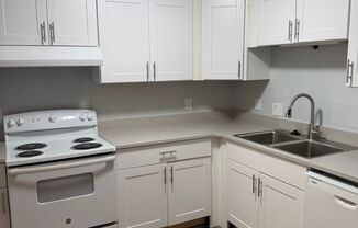 Newly Renovated 2 bed 1.5 bath townhome