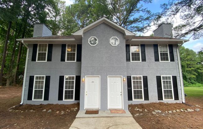 Oakwood Drive (Duplex - 2 Units)