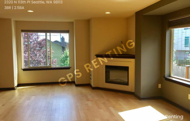 3 Bed 2.5 Bath Town Home in North Seattle