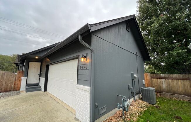 Remodeled 3 Bedroom Home Single Level Home for Lease in Woodland - 1990 Meadowood Loop