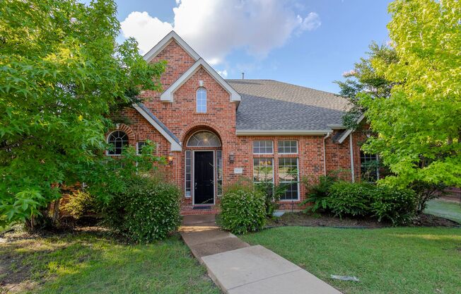 Welcome to this charming single-family home featuring 4 spacious bedrooms and 2 well-appointed bathrooms.