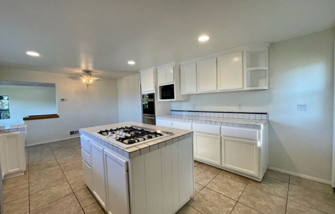 3 beds, 2 baths, $3,795