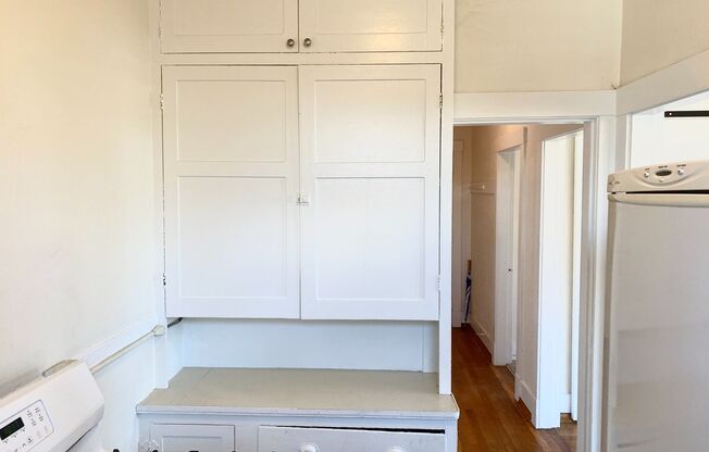 1 bed, 1 bath, 575 sqft, $1,895, Unit 205