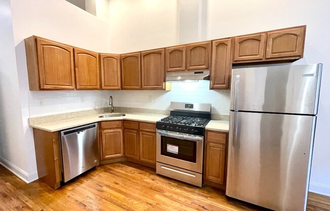 224 SACKETT ST