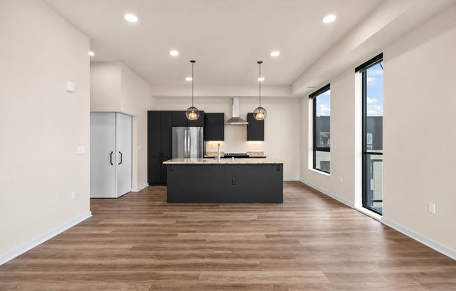1 bed, 1 bath, 993 sqft, $2,725, Unit 301