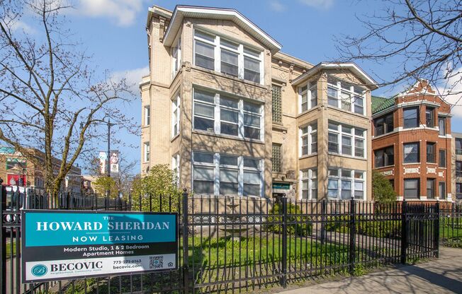 7600 North Sheridan Rd.