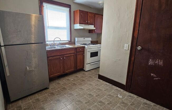 1 bed, 1 bath, $695, Unit 1710 Apt 1