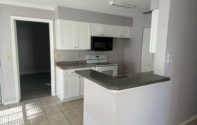 2 beds, 2 baths, $1,650