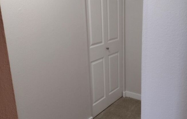 1 bed, 1 bath, 677 sqft, $1,445, Unit 050