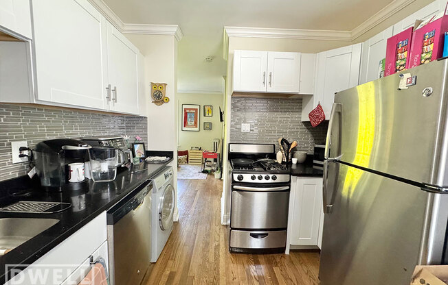 2535 N Seminary Ave